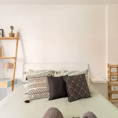 & Center コラレホ