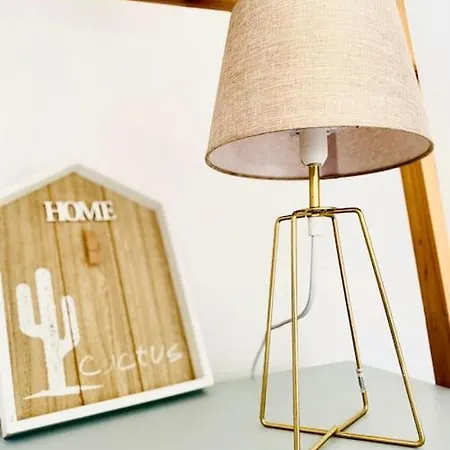 & Center * Коральео