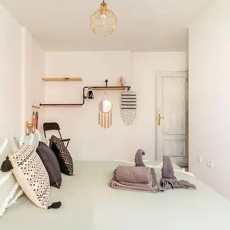 & Center Коральео